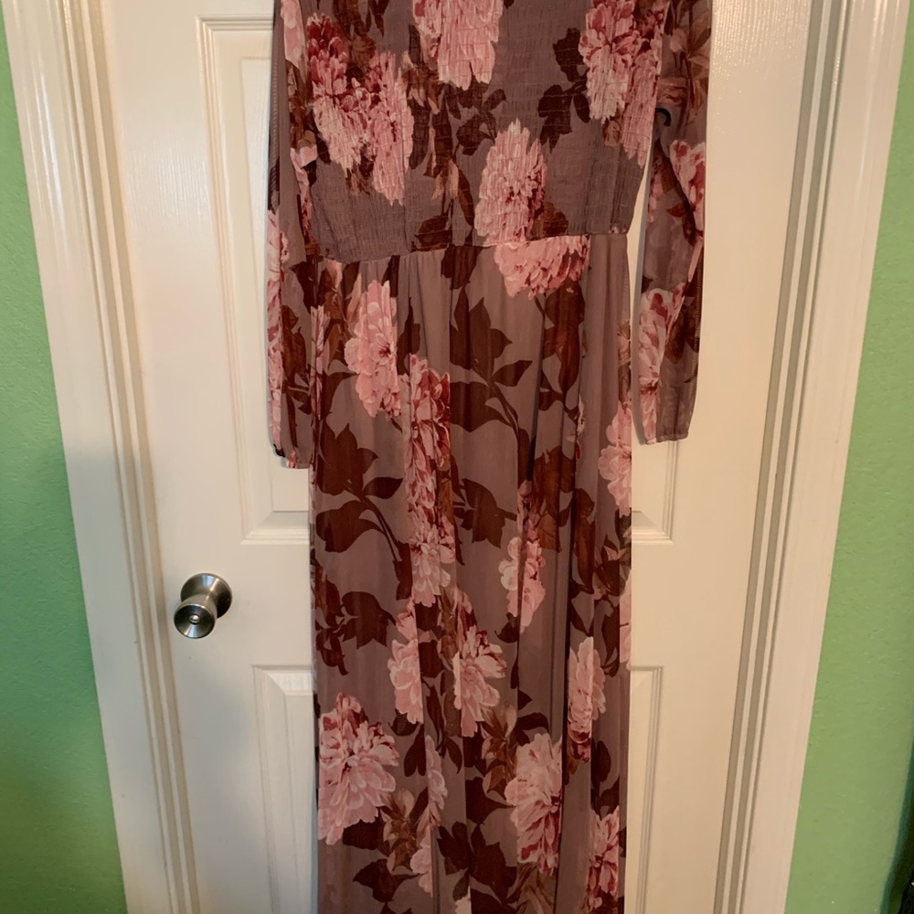 Women’s long sleeve dress